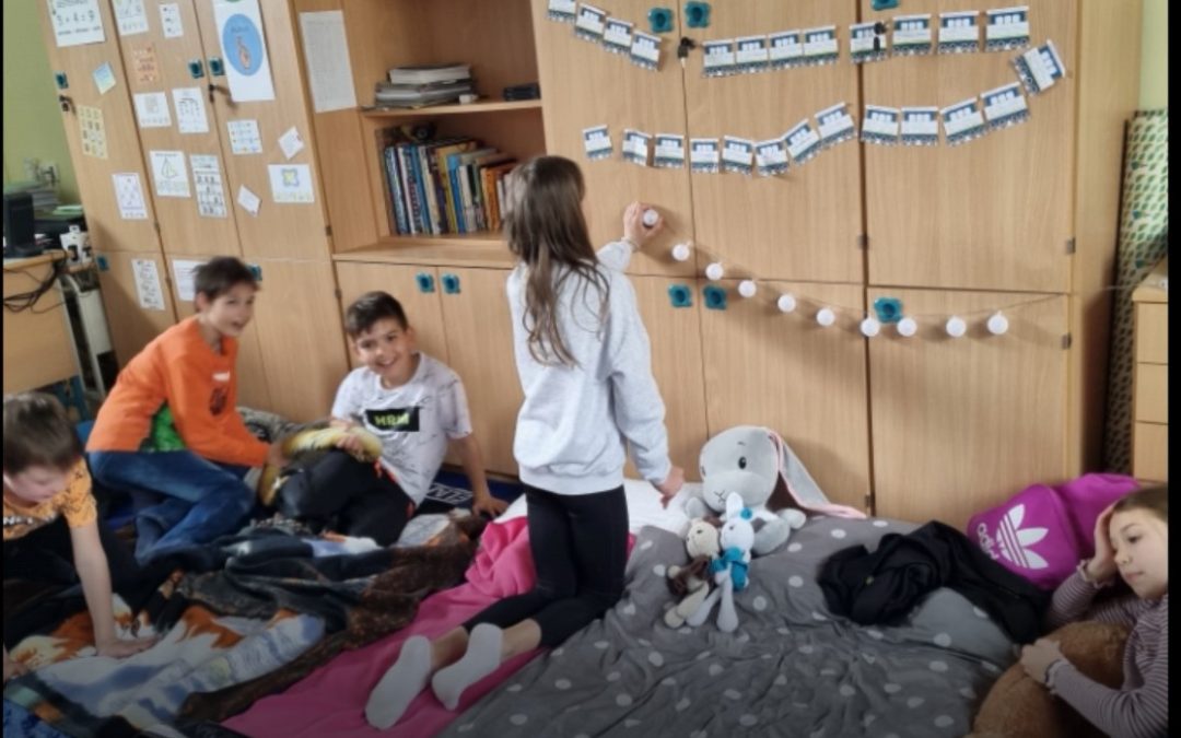 Spanje v šoli